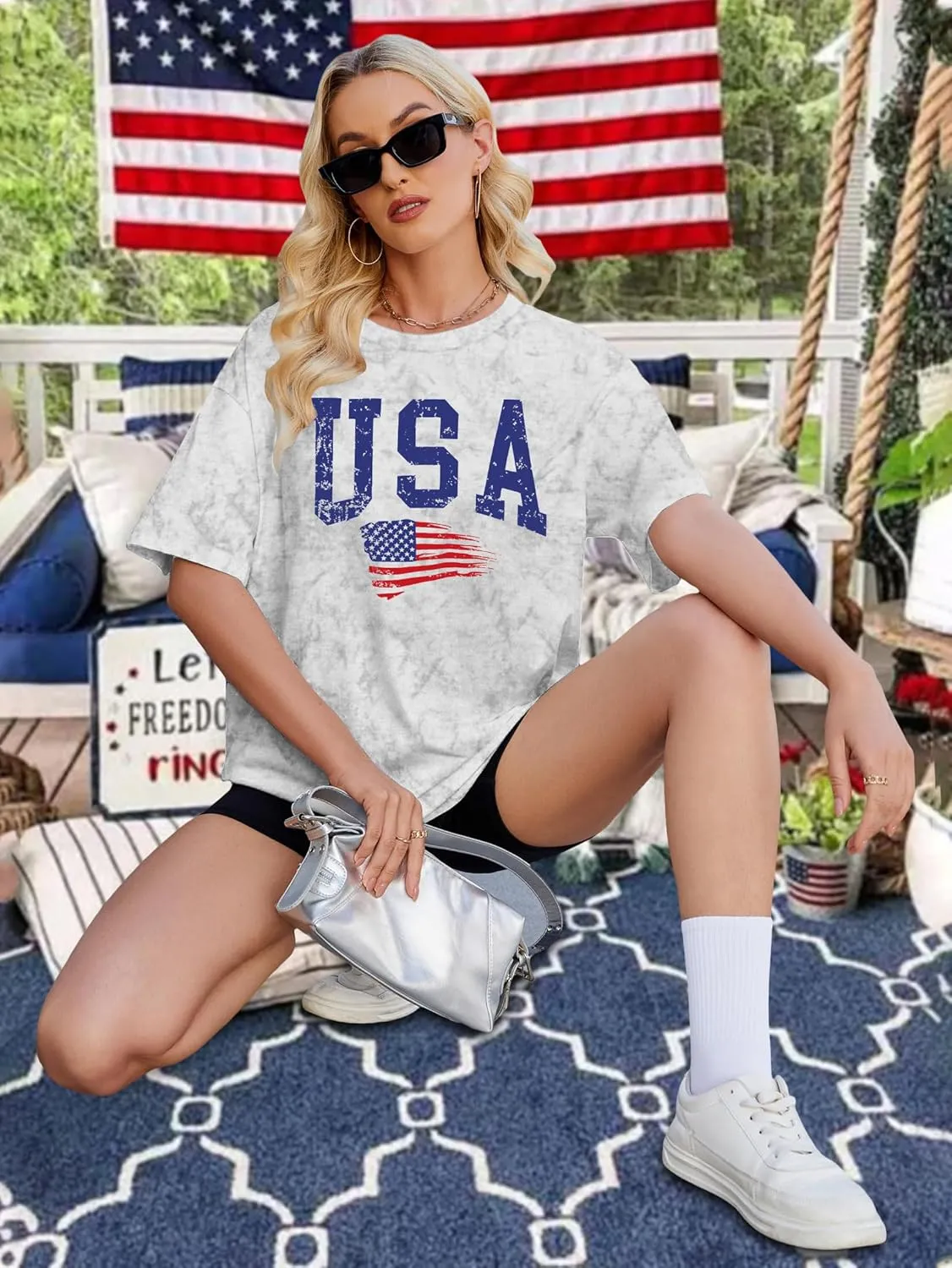 American Flag Shirt: USA Shirt for Women Oversized 4th of July Shirts Patriotic T-Shirt Bleached Short Sleeve Tops