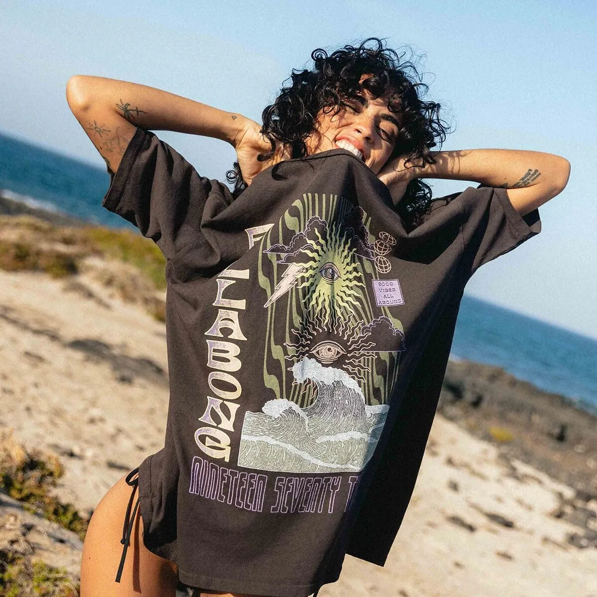 Billabong Women's Logo Oversized Fit Short Sleeve Tee
