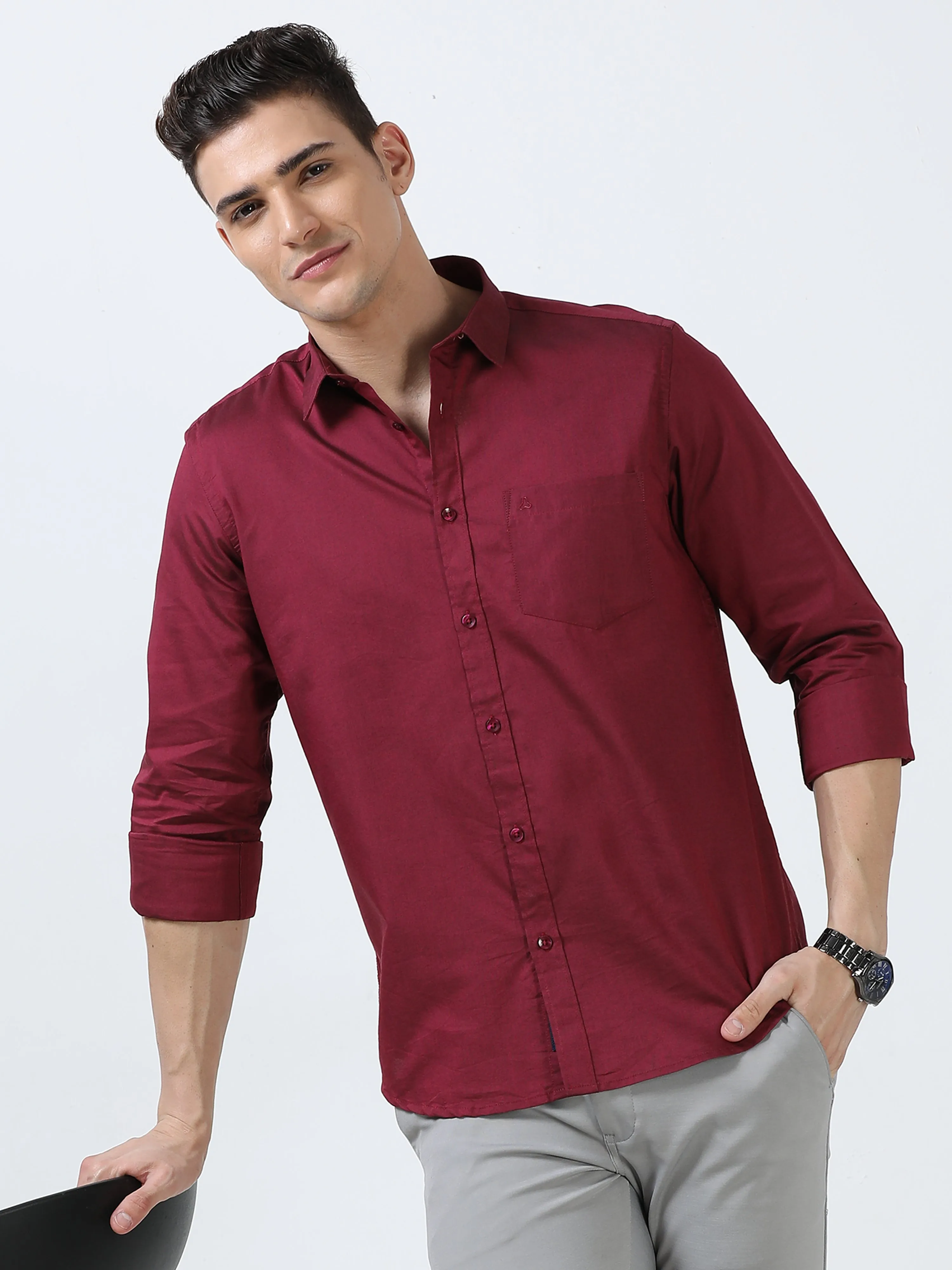 MEN'S MAROON-SOLID SLIM FIT SHIRT