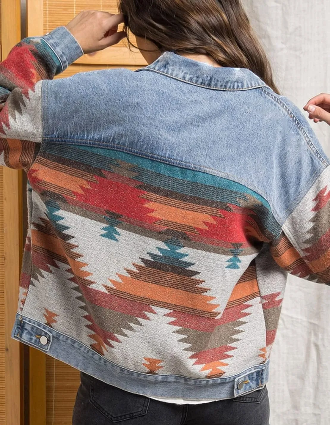Women's Vintage Aztec Print Pattern Loose Shacket Button Down Long Sleeve Woolen Jacket Shirts Coat